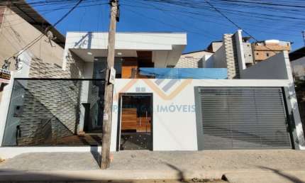 Casa com 3 quartos à venda na Rua Mantena, 508, Tiradentes, Ipatinga