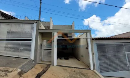 Casa de 3 quartos no bairro Residencial Bethânia - Santana do Paraíso