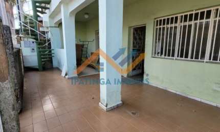 Casa de 3 quartos e 1 vaga de garaem no Cidade Nobre