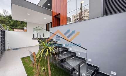 Casa de altíssimo padrão no bairro Bom retiro - Ipatinga