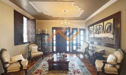 Casa à Venda em Das Águas - Ipatinga: 345m², 3 Dormitórios