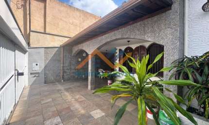 Casa com 4 quartos à venda na Rua Castro Alves, 660, Cidade Nobre, Ipatinga