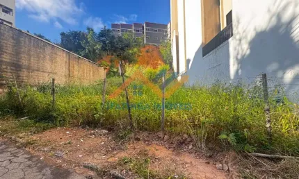 Terreno de 480m² com frente para duas ruas à venda no bairro Iguaçu – Ipatinga