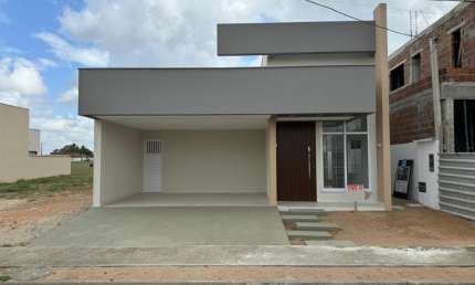CASA PRONTA PARA MORAR 3 quartos sendo 2 suítes- CONDOMÍNIO ECOVILLE