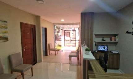Linda Casa Comercial com 14 salas em Morro Branco  Natal-RN