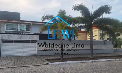 Oportunidade no Bessa! Casa Ampla e Aconchegante à Venda