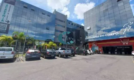 Salas comerciais em Lagoa Santa, no Lake Mall com vista definitiva da Lagoa Central.