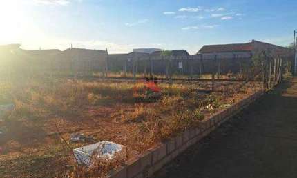 TERRENO À VENDA NO RESIDENCIAL PARQUE DOS GIRASSÓIS 2