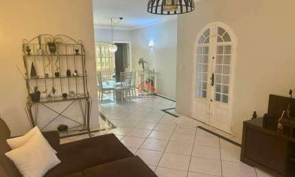 Casa com 3 quartos à venda na Vila Olímpica, Uberaba 