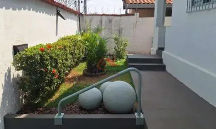 ÓTIMA CASA À VENDA LOCALIZADA NO BAIRRO CIDADE JARDIM
