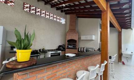 Casa com 3 dormitórios à venda, 286 m² por R$ 800.000,00 - Santa Marta - Uberaba/MG