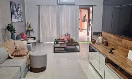 Casa com 3 quartos à venda no Jardim Itália II, Uberaba 