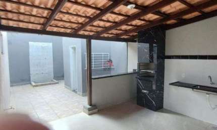 Casa com 3 quartos à venda na Cidade Nova, Uberaba 