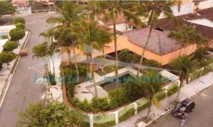 Casa residencial com piscina para Venda Flórida, Praia Grande SP 7 dormitórios sendo 7 suítes, sala, cozinha, banheiro social, 7 vagas 272,00 m² const