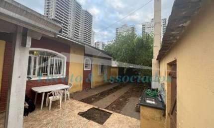 Casa isolada, no Canto do Forte, Praia Grande SP, sendo 02 dormitorios, 01 suite, 01 banheiro, sala e cozinha, 02 vagas de garagem, excelente localiza