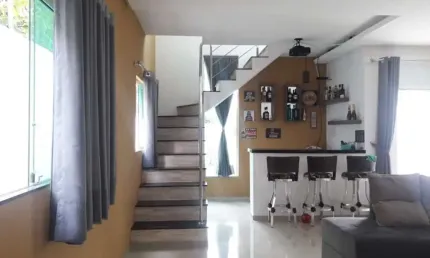 Casa em condomínio fechado com 3 quartos à venda no Tarumã, Manaus , 426 m2 por R$ 950.000