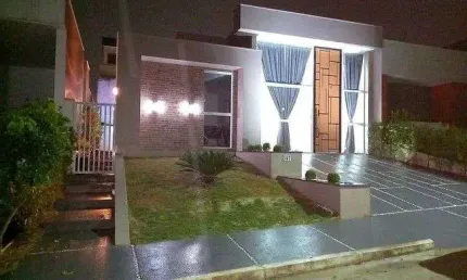 Casa em condomínio fechado com 3 quartos à venda na Ponta Negra, Manaus , 275 m2 por R$ 910.000