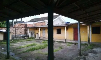 Casa em condomínio fechado com 6 quartos à venda no Planalto, Manaus , 450 m2 por R$ 475.000