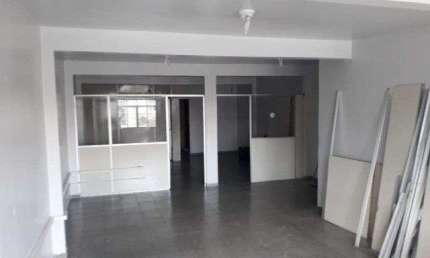 Prédio à venda na Praça 14 de Janeiro, Manaus , 180 m2 por R$ 800.000