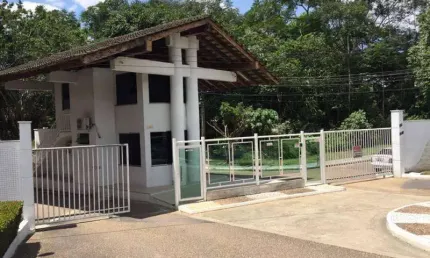 Terreno em condomínio fechado à venda no Tarumã, Manaus  por R$ 500.000