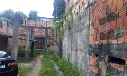Terreno em condomínio fechado à venda no Coroado, Manaus  por R$ 200.000