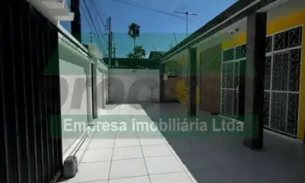 Casa com 3 quartos à venda na Nossa Senhora das Graças, Manaus , 178 m2 por R$ 700.000