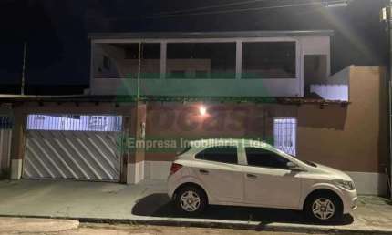 Casa em condomínio fechado com 4 quartos para alugar no Planalto, Manaus , 220 m2 por R$ 2.500