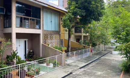 Casa em condomínio fechado com 3 quartos para alugar no Aleixo, Manaus , 150 m2 por R$ 3.400