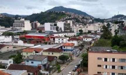 Apartamento de 138 metros quadrados no bairro Várzea com 3 quartos