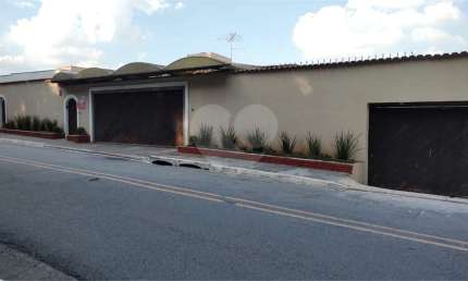 Casa com 5 quartos para locação em Vila Albertina - SP