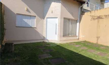 Casa térrea com 2 quartos à venda em Nova Cerejeira - SP