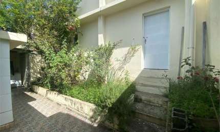 Casa com 3 quartos à venda em Parque Casa De Pedra - SP