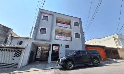 Condomínio com 2 quartos à venda em Parque Vitória - SP