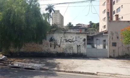 Casa térrea com 3 quartos à venda em Jardim Santo Elias - SP