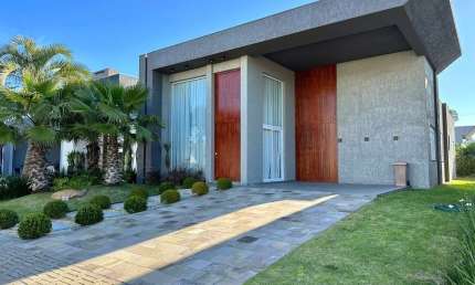 Casa em condomínio fechado com 4 quartos à venda na Rua Onório Germano, 2009, Araça, Capão da Canoa, 200 m2 por R$ 1.850.000