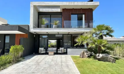 Casa em condomínio fechado com 4 quartos à venda na Avenida Paraguassu, 551, Centro, Xangri-Lá por R$ 2.450.000