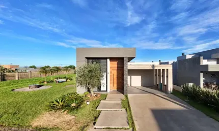 Casa em condomínio fechado com 3 quartos à venda na Rua Onório Germano, 2009, Araça, Capão da Canoa, 180 m2 por R$ 1.590.000
