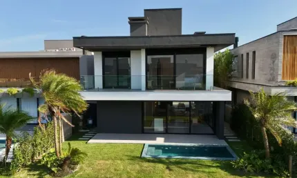 Casa em condomínio fechado com 4 quartos à venda na Avenida Paraguassu, 551, Centro, Xangri-Lá por R$ 3.500.000