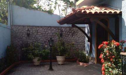Casa com 4 quartos à venda na Avenida Presidente Roosevelt, São Francisco, Niterói
