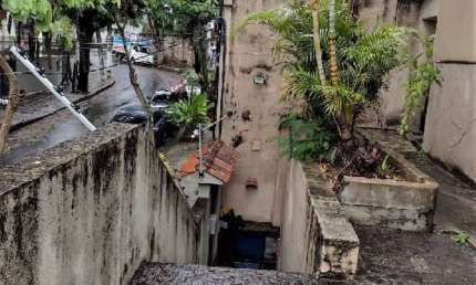 Casa com 3 quartos à venda na Rua Itaocara, Pe Pequeno, Niterói