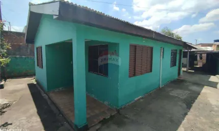 Casa com 93m², em terreno de 342m², no bairro Novo Esteio, Esteio.