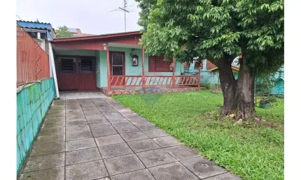 Terreno 300m² com Casa de Madeira, Bairro Paraiso, Próximo ao Centro de Sapucaia do Sul