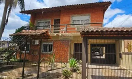 'Espaçoso Sobrado Familiar em Dihel, Sapucaia do Sul'