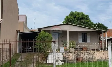 Casa com 169m² , 03 dormitórios, bairro Nova Sapucaia em Sapucaia do Sul - Espaçosa, com pátio e muito Bem Localizada