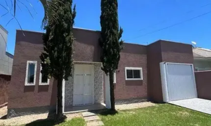 Casa com 2 quartos à venda na Rua Embaúba, 39, Universitário, Tijucas por R$ 720.000