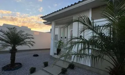 Casa com 2 quartos à venda na bosque da mata, 545, bosque da mata, tijucas por r$ 1.180.000
