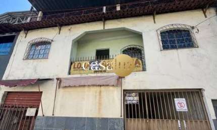Casa com loja localizado no bairro Madre Gertrudes/ Belo Horizonte