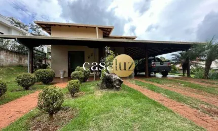 Casa localizada no Condomínio Serra dos Bandeirantes /Mário Campos