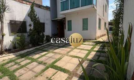 Casa duplex localizada no bairro Masteville/ Sarzedo