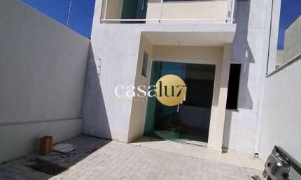 Casa duplex em fase de acabamento localizada no bairro Brasília /Sarzedo